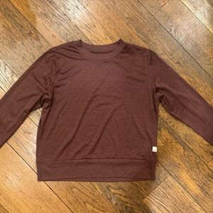 Vuori Women's Top in Rich Brown